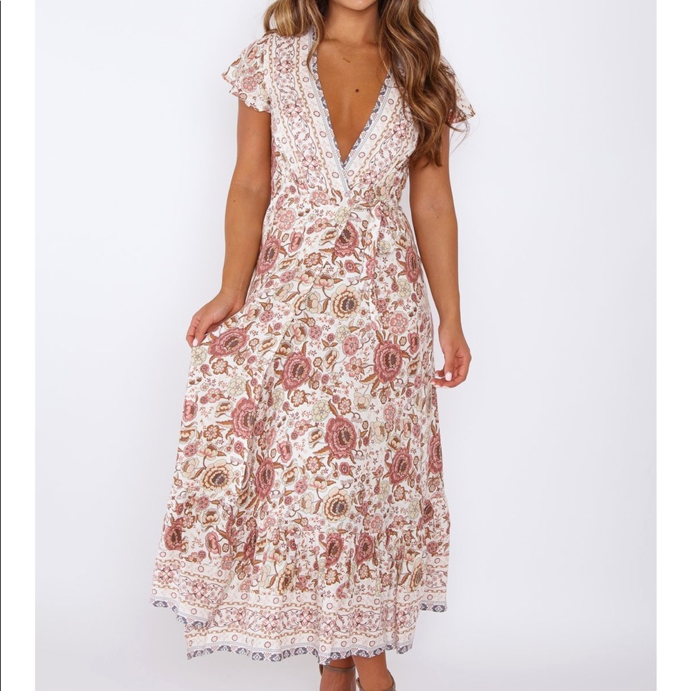 NWT Ooh La Luxe Size Medium Warp Dress